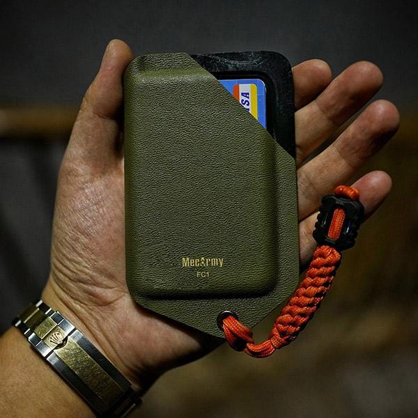 FC1 Kydex Sheath for MecArmy SGN3 light, cards and change
