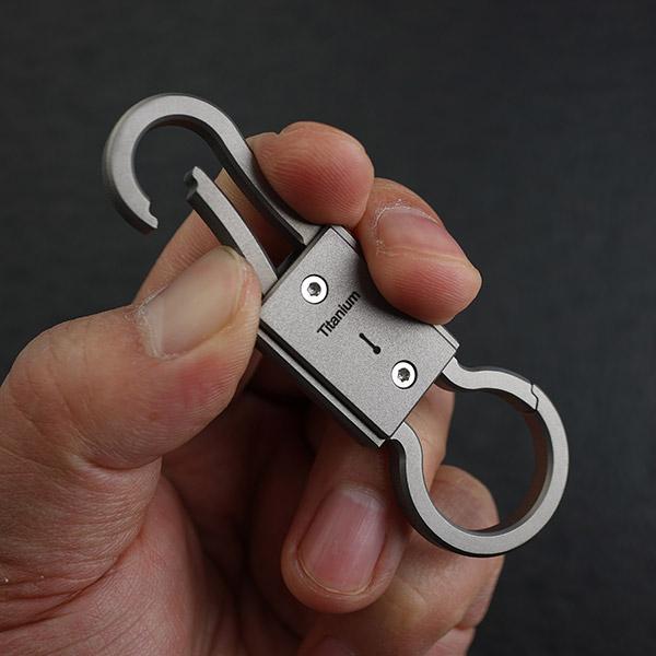 MecArmy CH22 Vintage Titanium Two-way carabiner Keyring