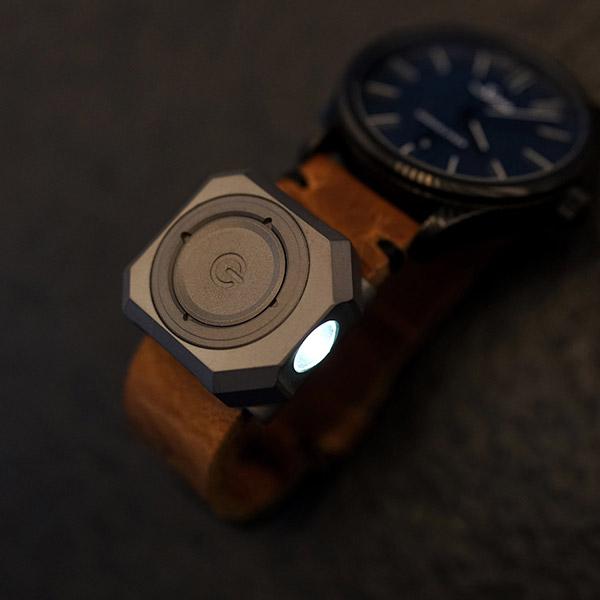 MecArmy CPLU Titanium Watchband LED Light
