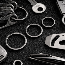Cargar imagen en el visor de la galería, MecArmy CH12 EDC Titanium Keyring | Set of three different sizes | Use with Keys and other EDC gears